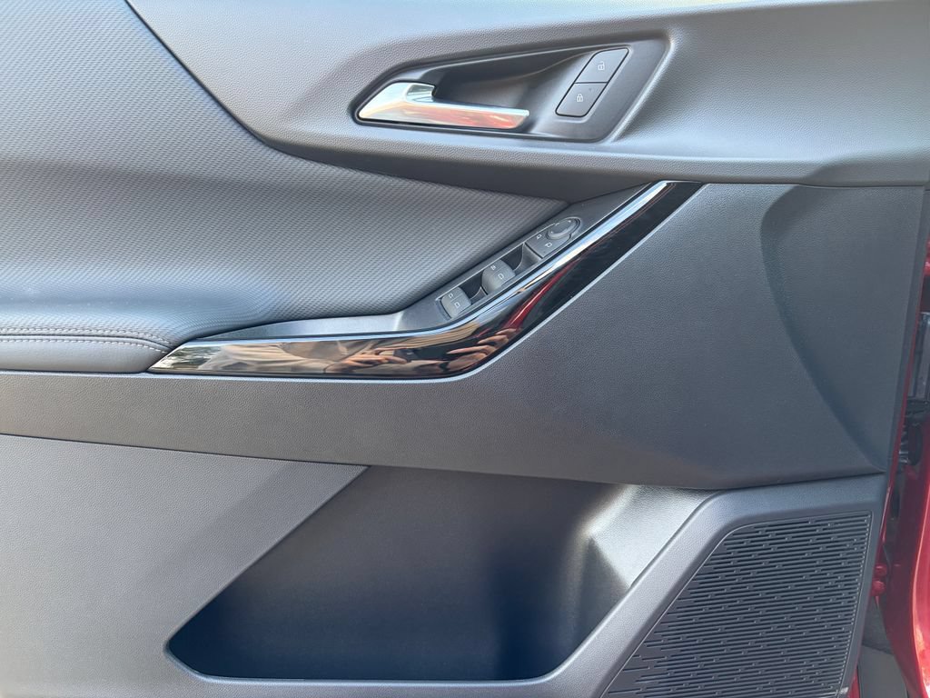 New 2027 Chevrolet Equinox LT AWD/4WD image 14