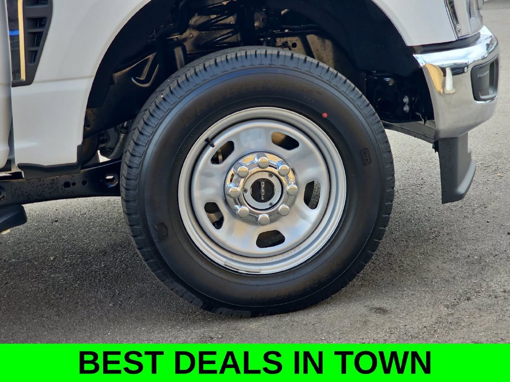 New 2026 Ford F350 XL w/ XL Chrome Package AWD/4WD image 37
