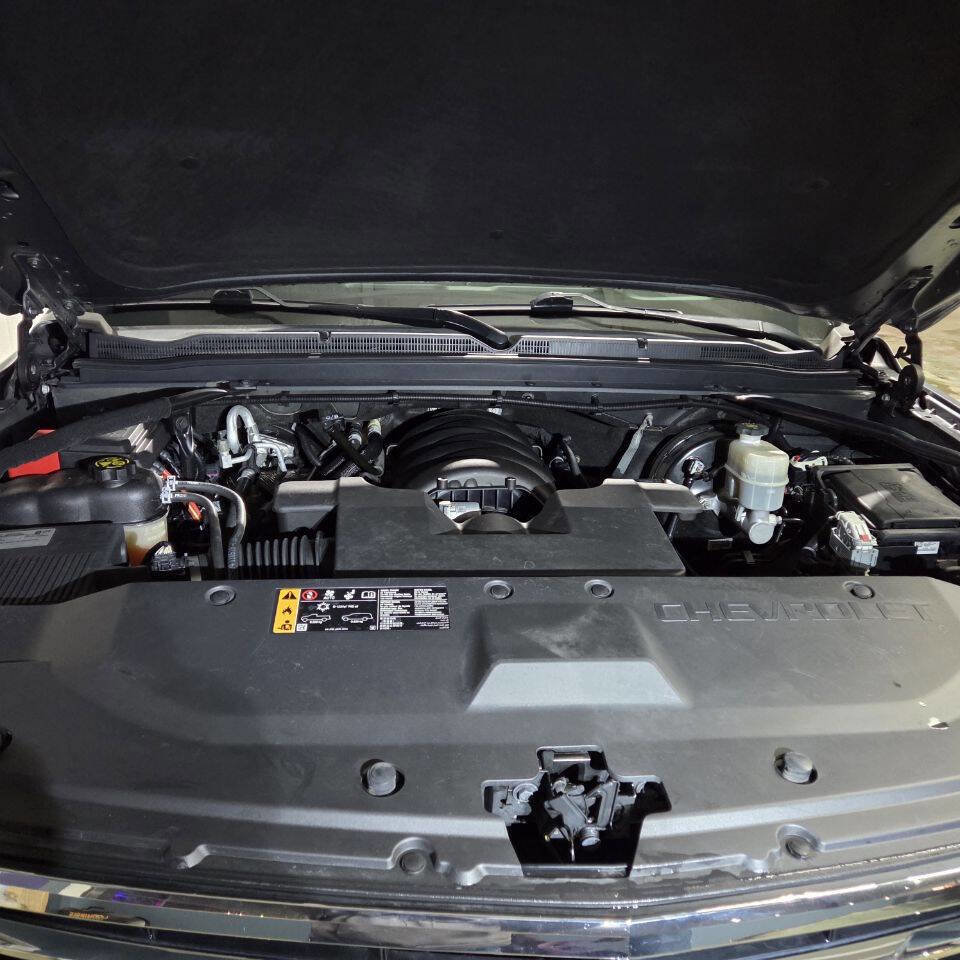 Used 2019 Chevrolet Tahoe LT image 17