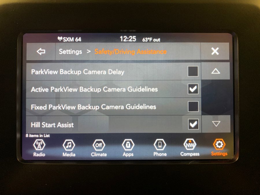 Used 2019 Jeep Cherokee Latitude Plus AWD/4WD image 35