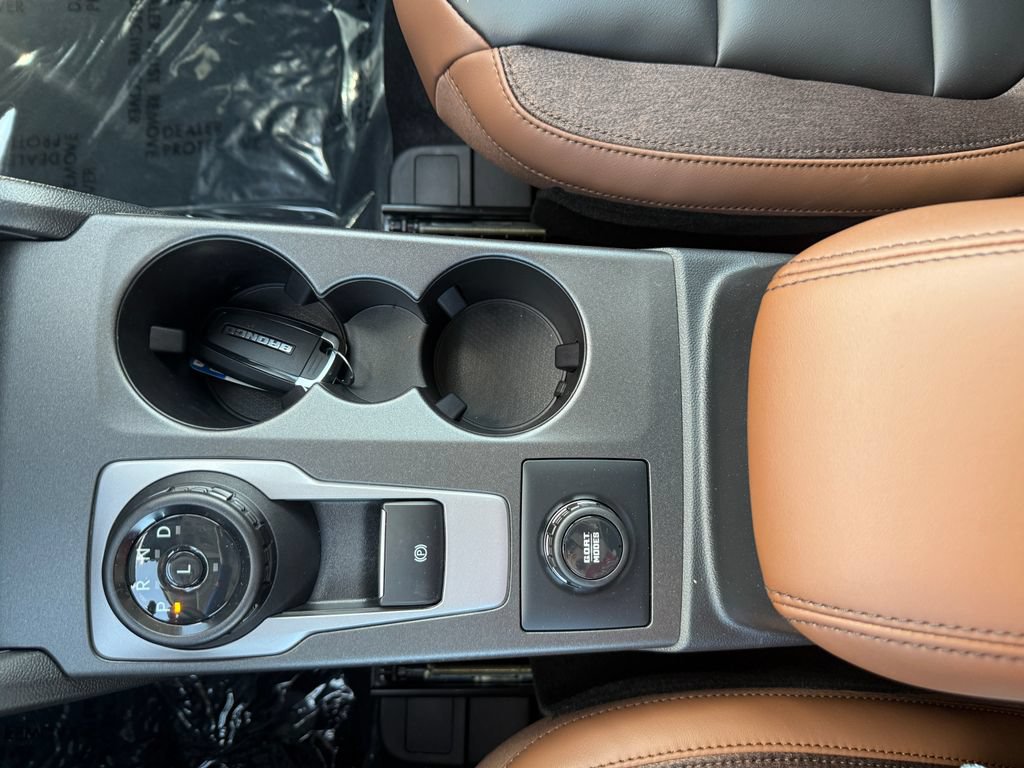 New 2026 Ford Bronco Sport Outer Banks w/ Outer Banks Tech Package+ AWD/4WD image 38