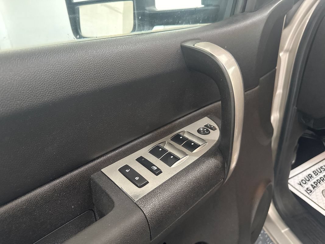 Used 2008 GMC Sierra 3500 SLE w/ Convenience Package AWD/4WD image 10