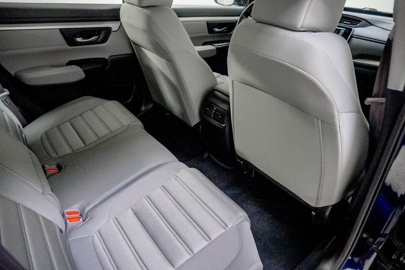 Used 2020 Honda CR-V LX image 32