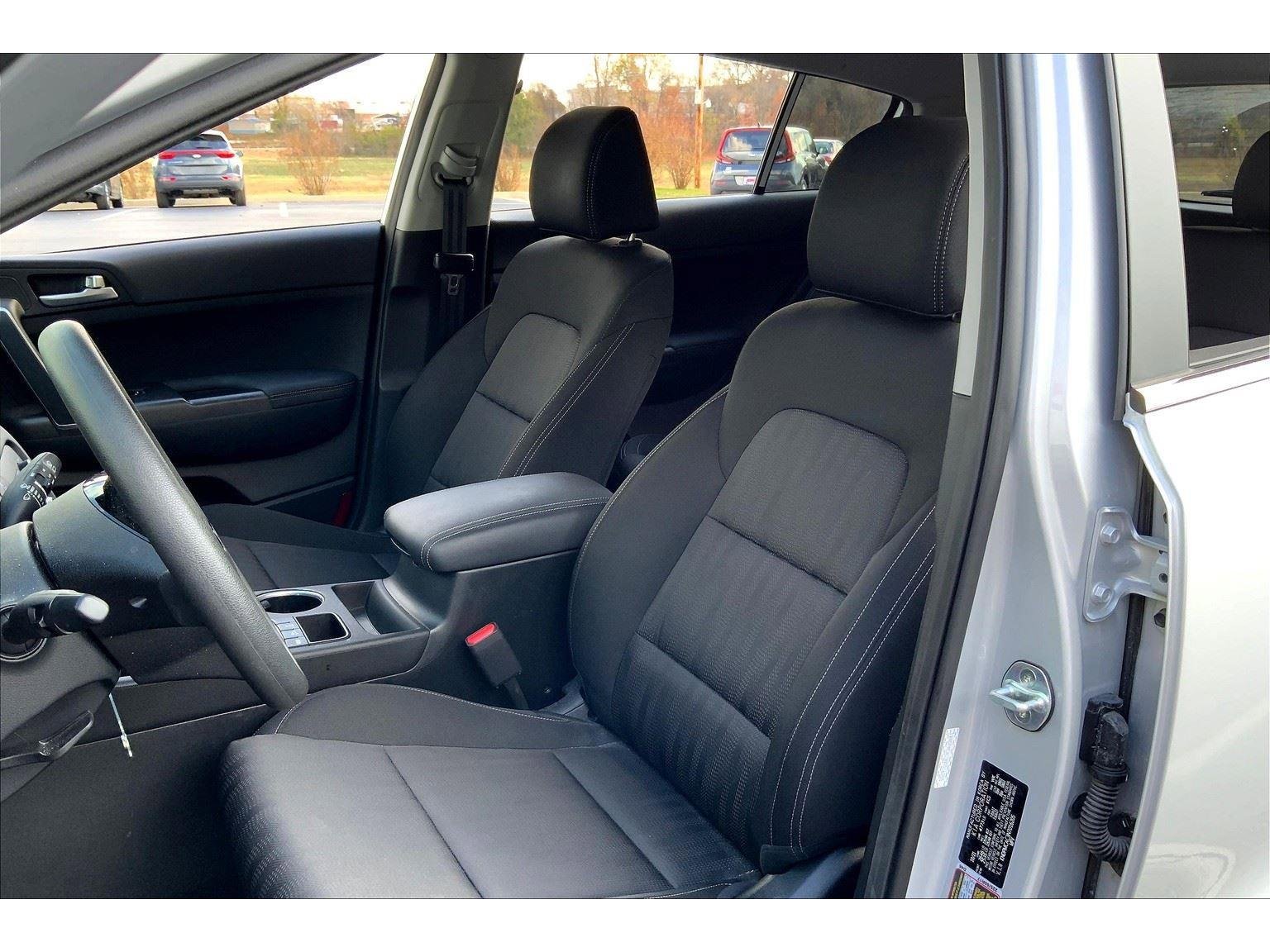 Used 2022 Kia Sportage LX image 24