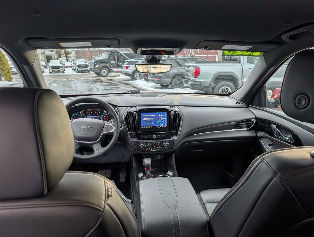 Certified 2023 Chevrolet Traverse RS w/ LPO, Floor Liner Package image 12