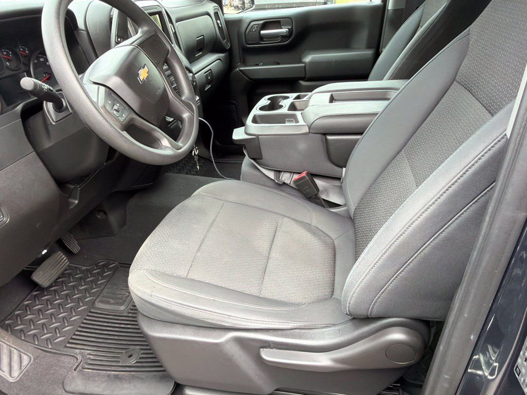 Used 2019 Chevrolet Silverado 1500 Custom w/ Custom Value Package RWD image 7