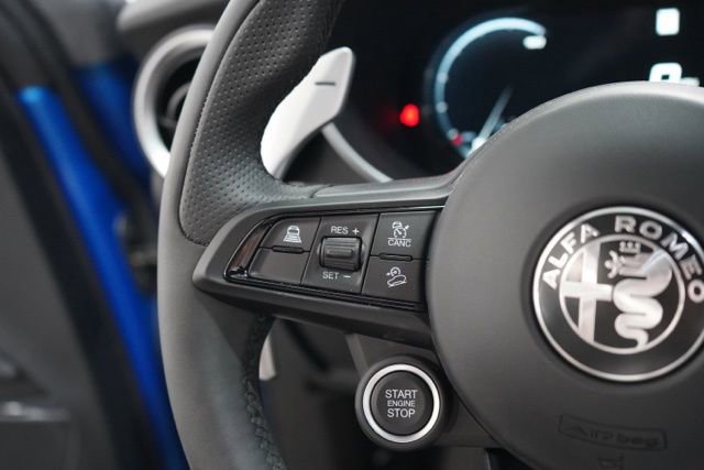 New 2025 Alfa Romeo Stelvio Sprint AWD/4WD image 19