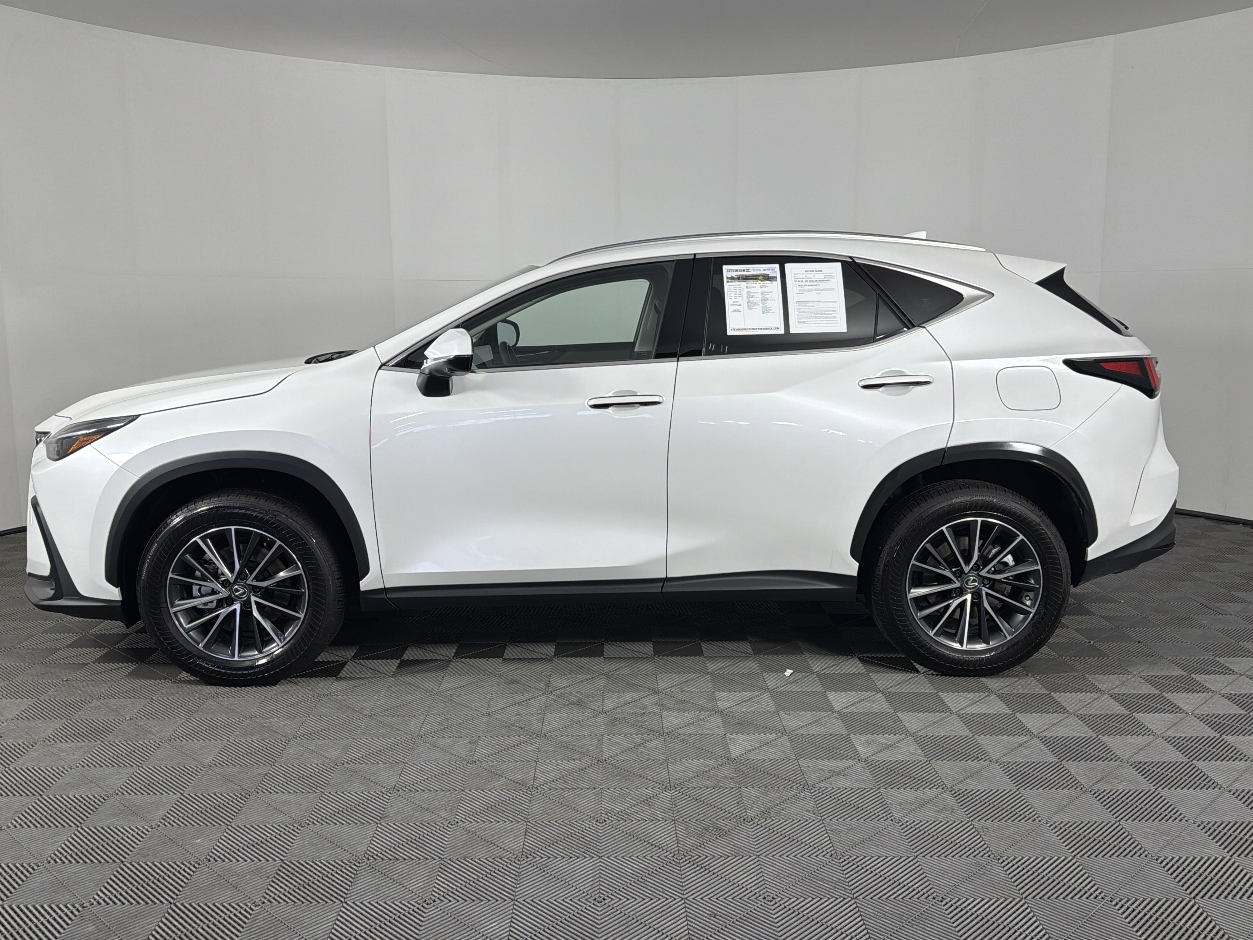 Certified 2025 Lexus NX 350h AWD w/ Accessory Package (2T) image 20