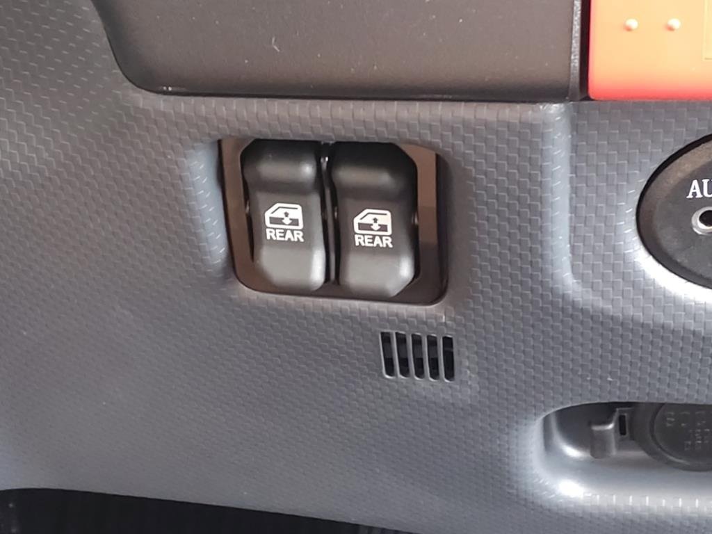 New 2025 Chevrolet Low Cab Forward image 15