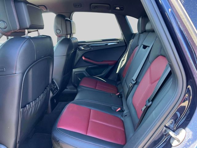Used 2022 Porsche Macan S image 16