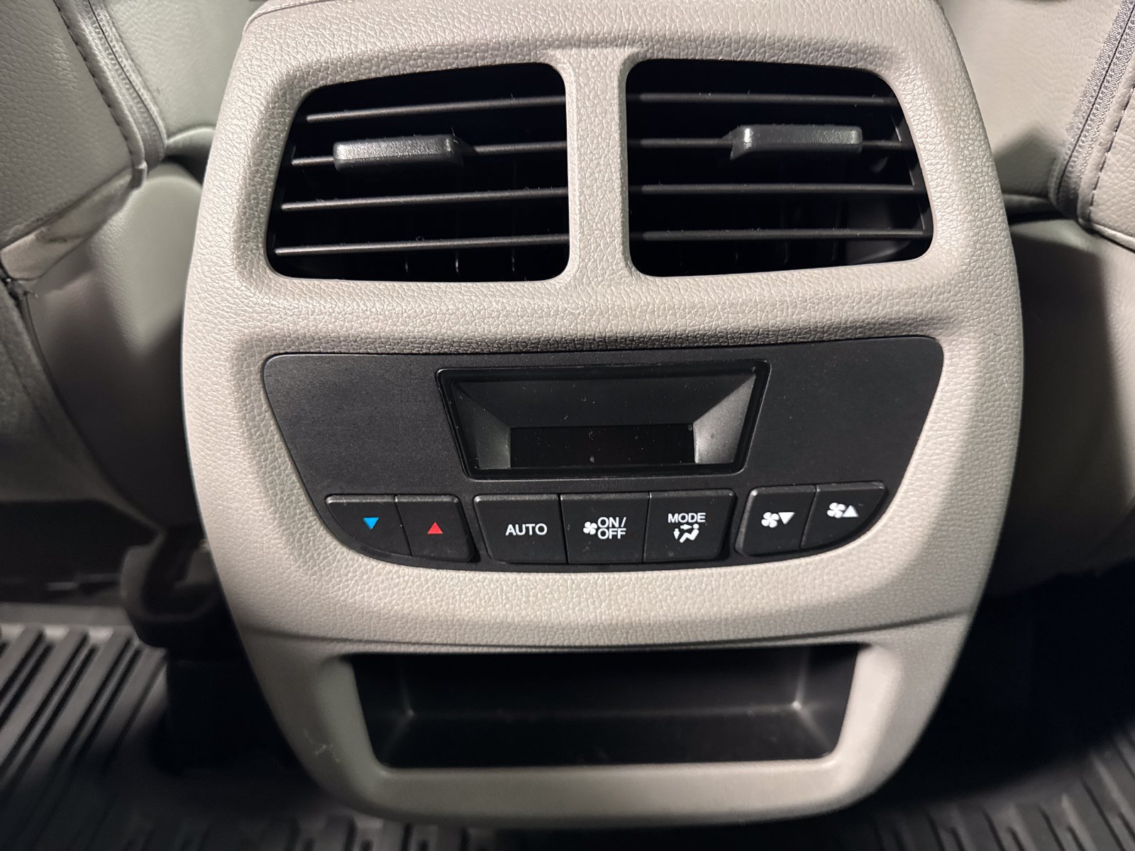 Used 2018 Honda Pilot EX-L image 11