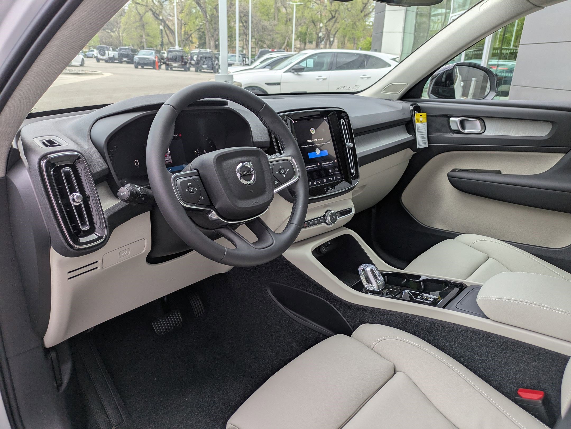 New 2026 Volvo XC40 B5 Plus w/ Protection Package Premier image 10