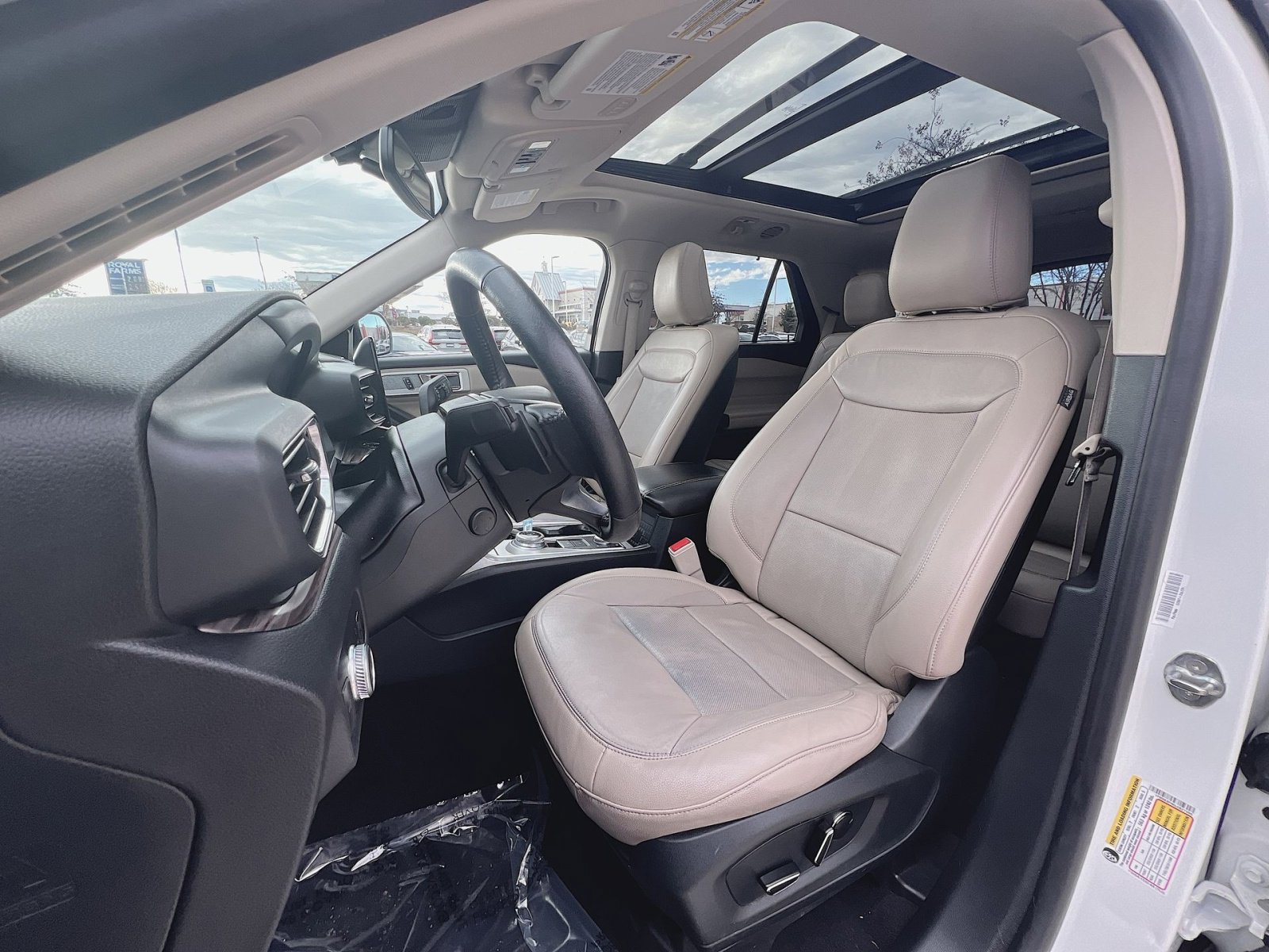 Used 2020 Ford Explorer Limited image 13