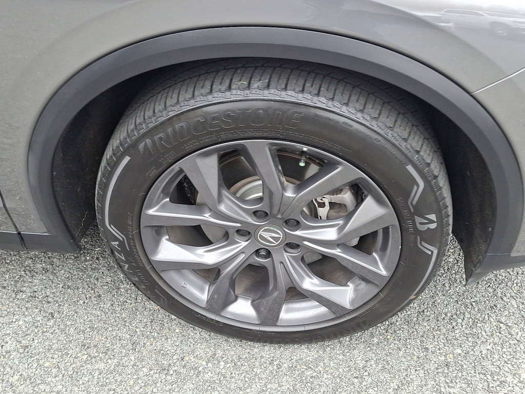 Used 2023 Acura MDX A-Spec image 9