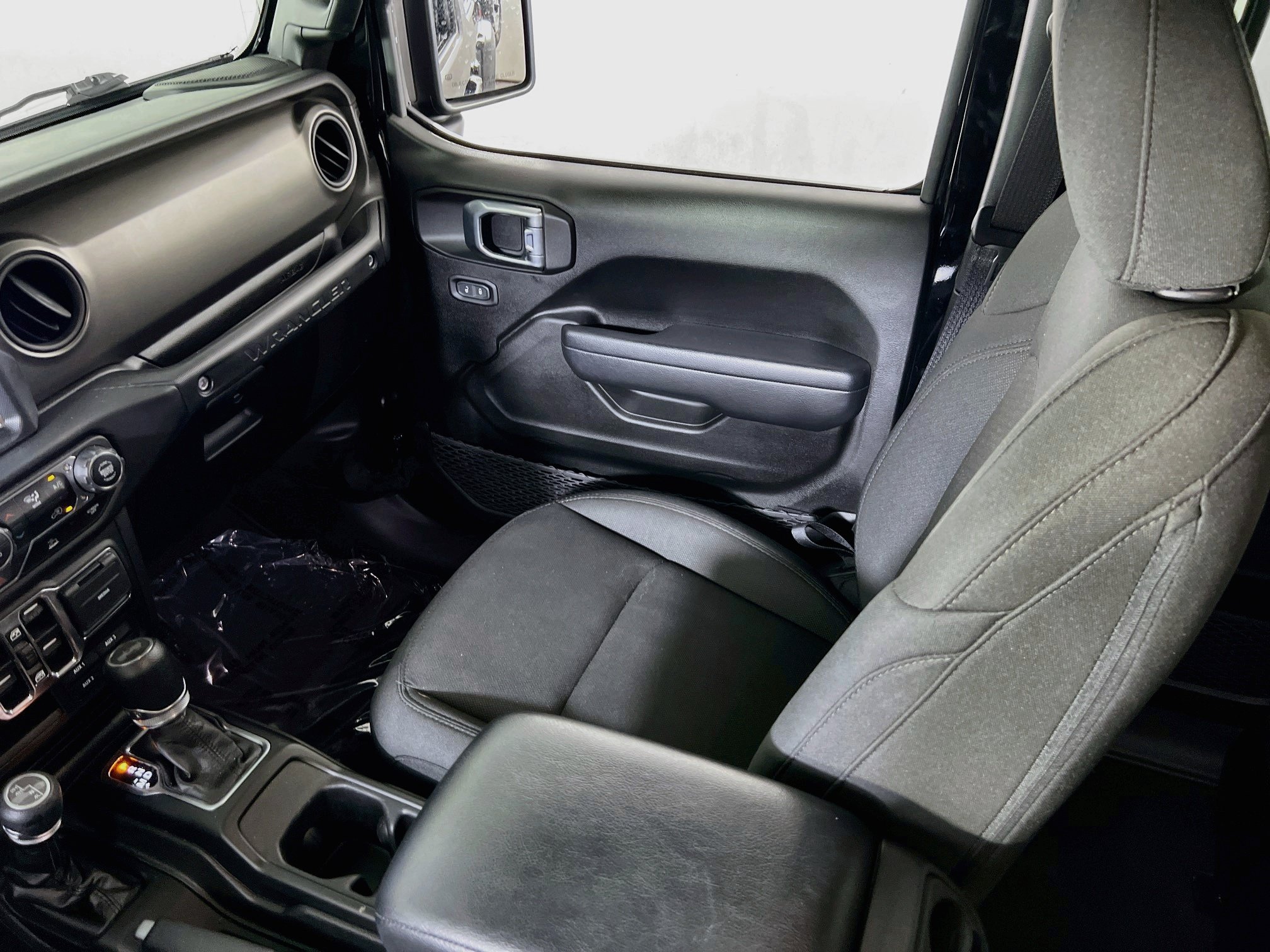 Used 2023 Jeep Wrangler Unlimited Sport w/ Sun And Sound Package AWD/4WD image 22