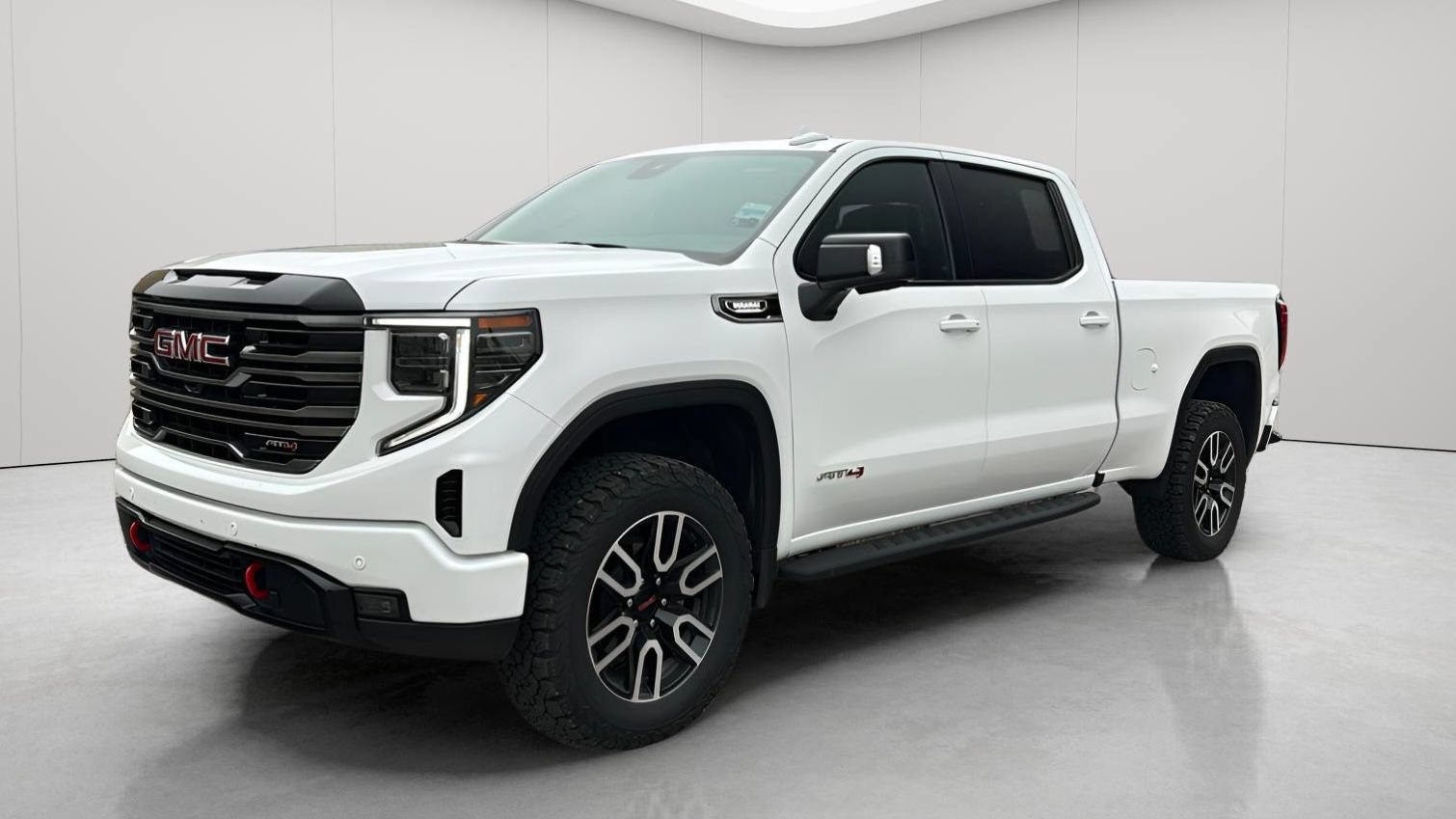 Used 2025 GMC Sierra 1500 AT4 AWD/4WD image 10
