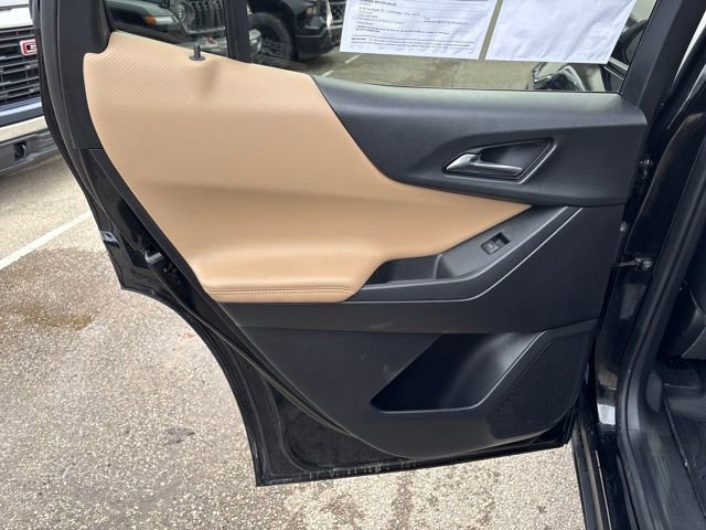 Used 2025 Chevrolet Equinox ACTIV image 21