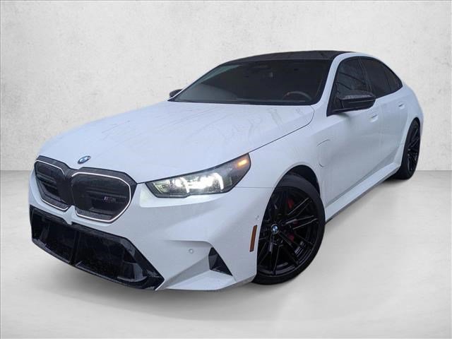 Used 2025 BMW M5 w/ Carbon Package image 1
