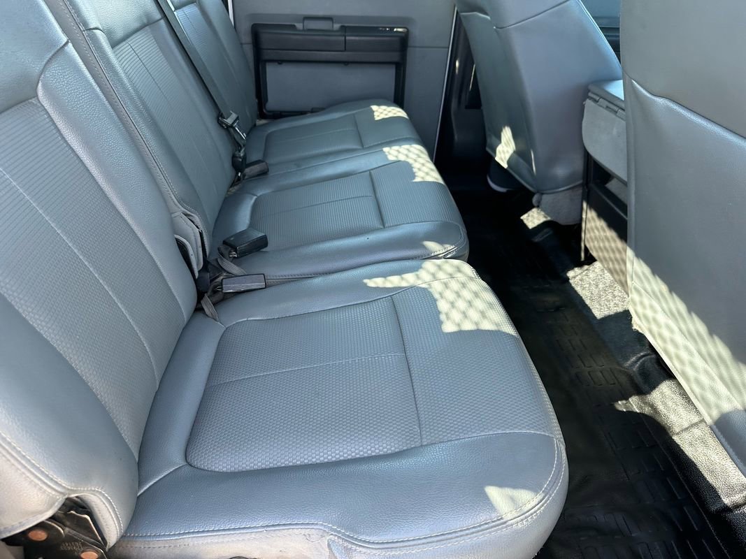 Used 2015 Ford F550 4x4 Crew Cab Super Duty w/ Power Equipment Group image 23