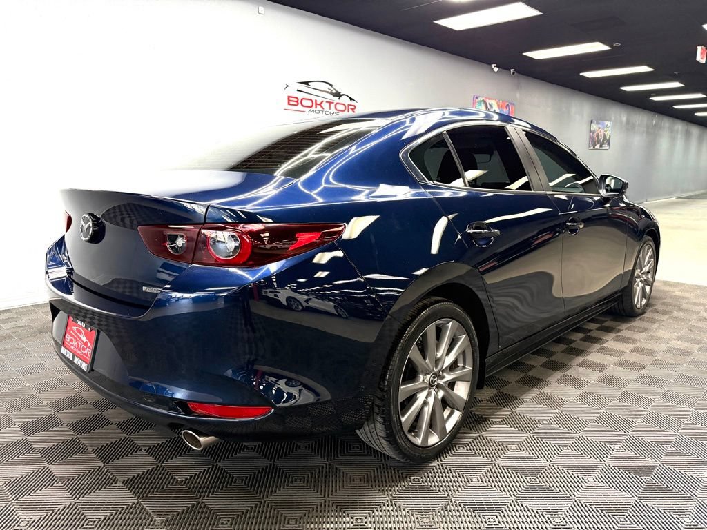 Used 2023 MAZDA MAZDA3 s FWD image 14