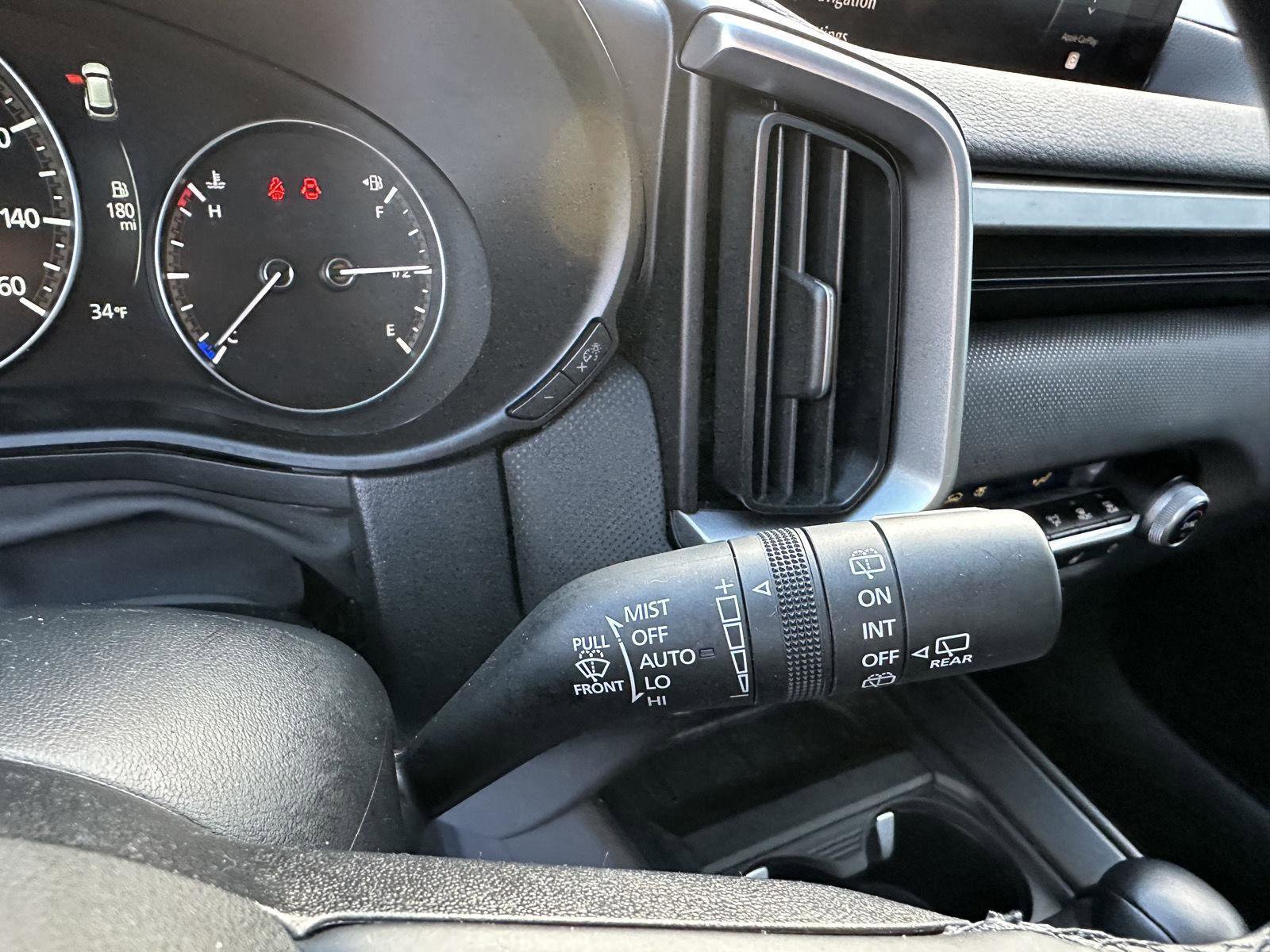 Used 2025 MAZDA CX-50 AWD 2.5 S w/ Premium Package image 26