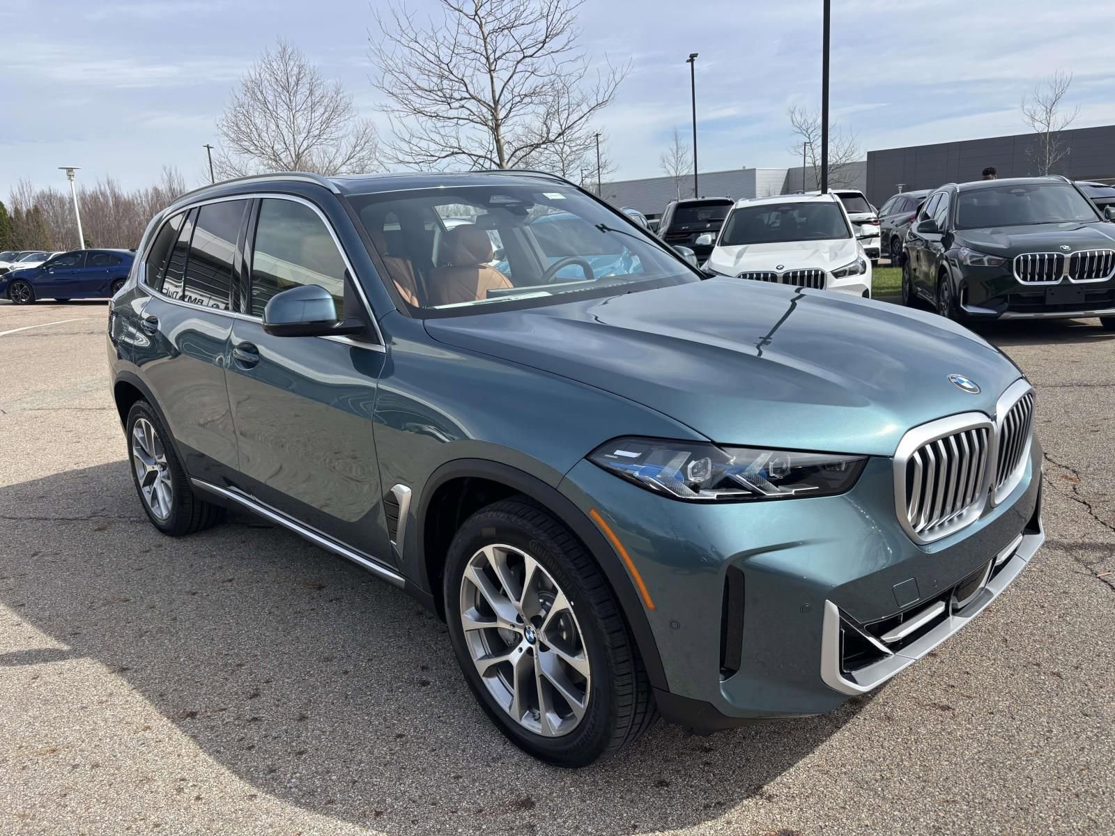 New 2026 BMW X5 xDrive40i image 3