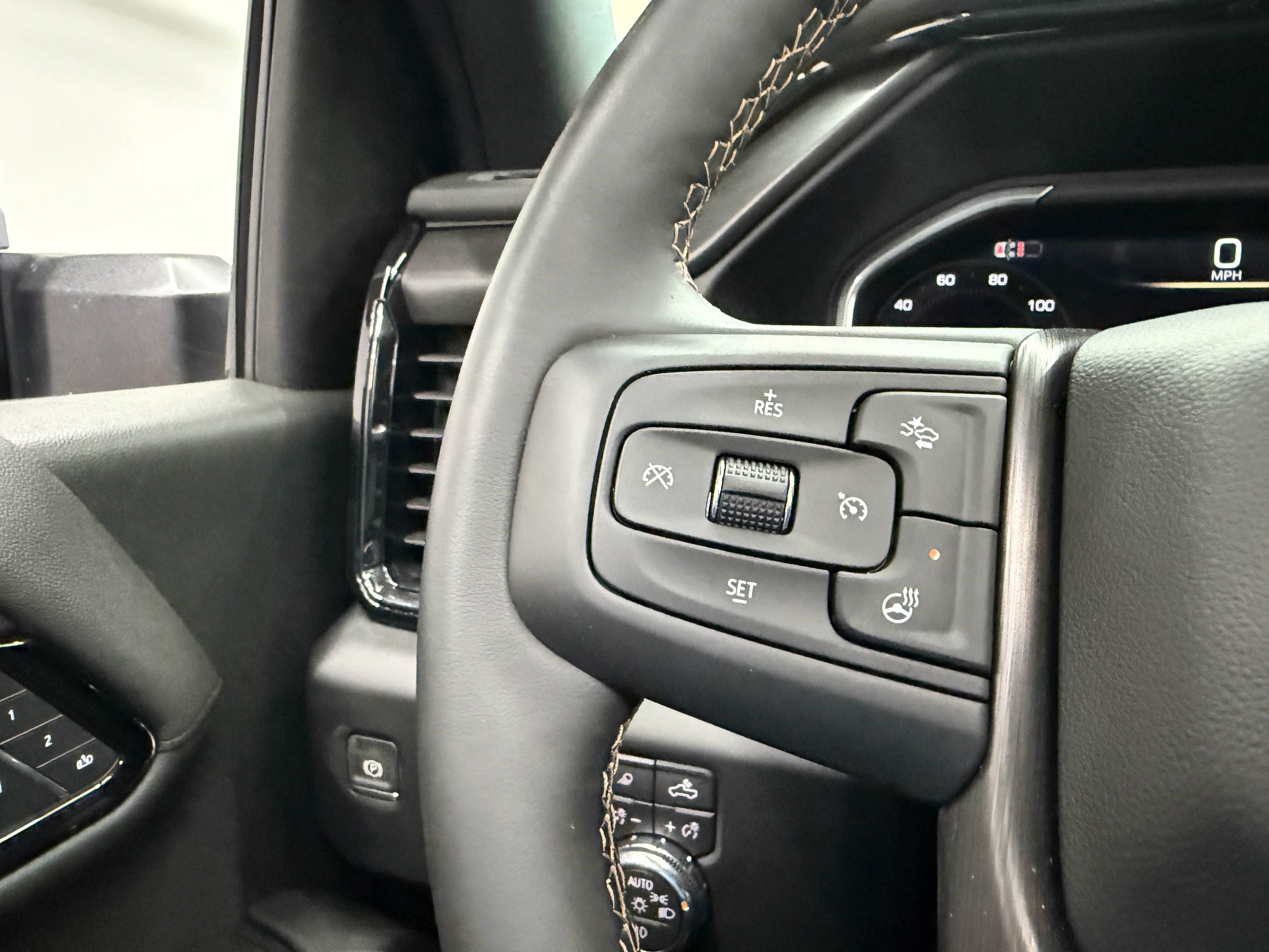 Used 2026 GMC Sierra 2500 AT4 w/ AT4 Premium Plus Package AWD/4WD image 16