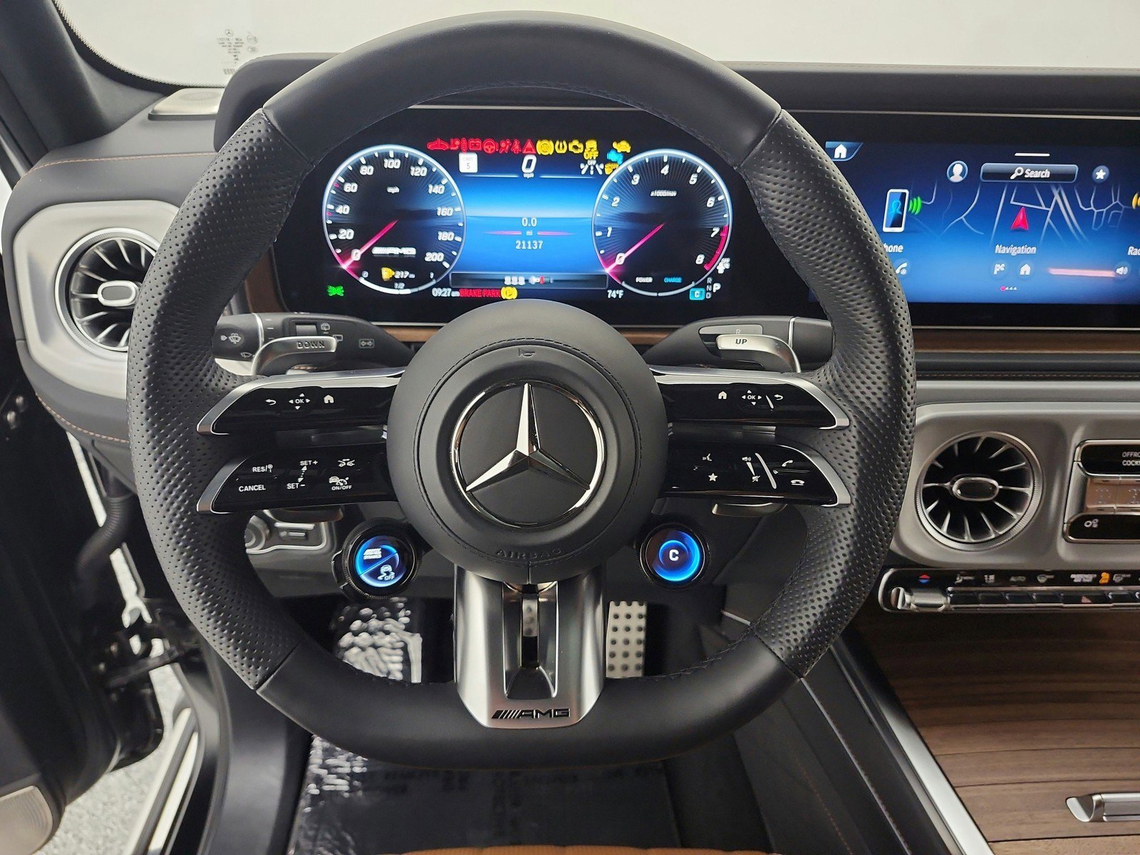 Certified 2025 Mercedes-Benz G 63 AMG 4MATIC image 12