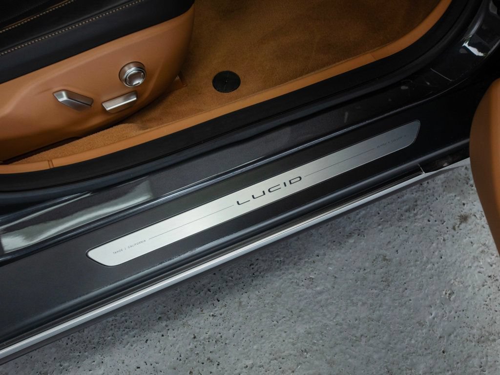 Used 2024 Lucid Air Touring AWD/4WD image 8