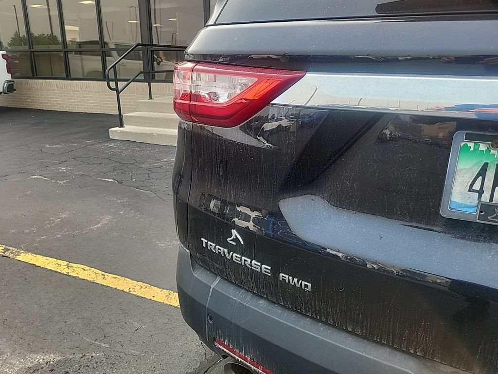 Used 2019 Chevrolet Traverse LT w/ LPO, Floor Liner Package AWD/4WD image 6