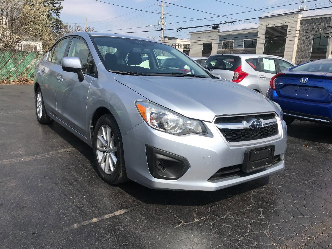 Used 2013 Subaru Impreza 2.0i Premium w/ All-Weather Pkg image 2