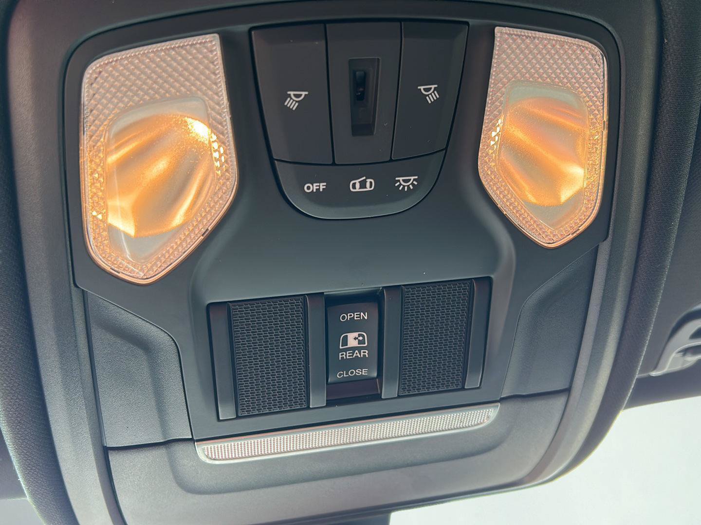 Used 2021 RAM 1500 Big Horn AWD/4WD image 19
