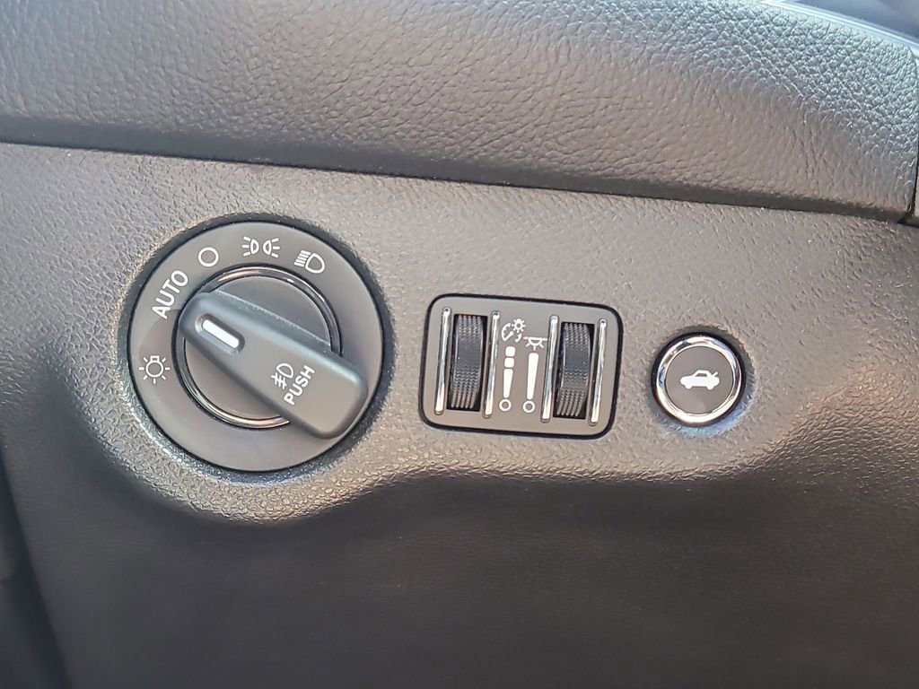 Used 2021 Dodge Challenger GT w/ Driver Convenience Group image 23