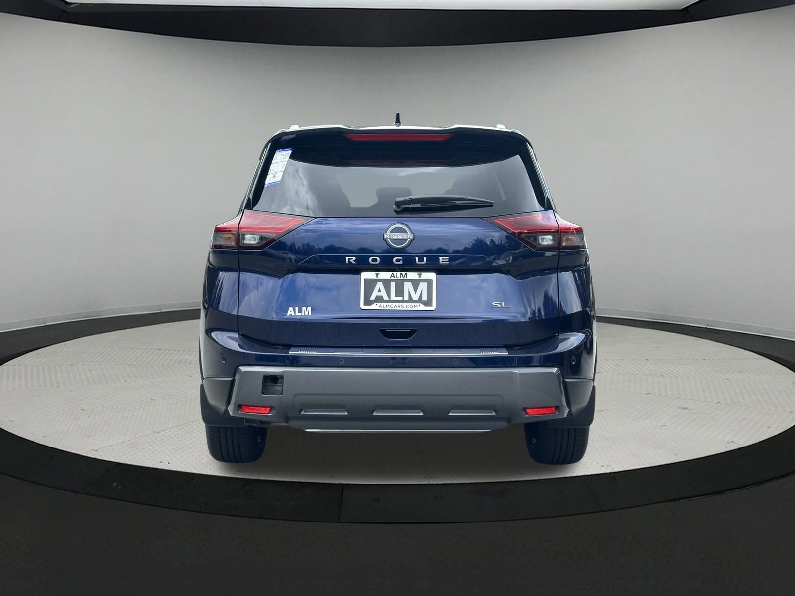 New 2025 Nissan Rogue SL w/ SL Premium Package FWD image 24