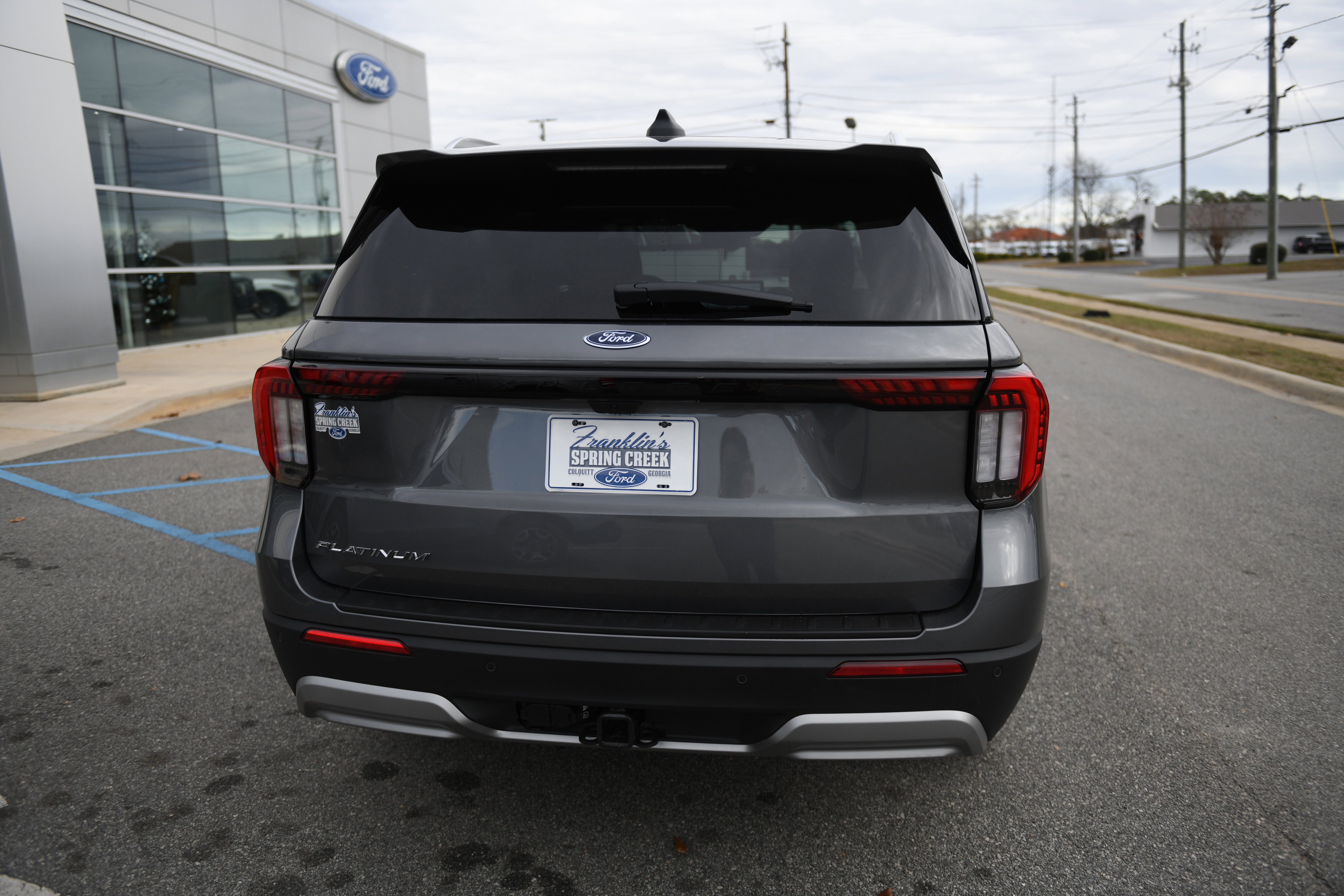 New 2026 Ford Explorer Platinum image 5