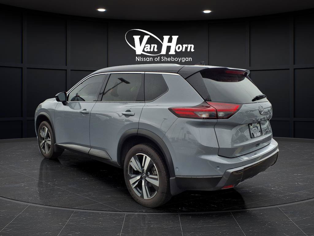 Used 2025 Nissan Rogue SL w/ SL Premium Package AWD/4WD image 9
