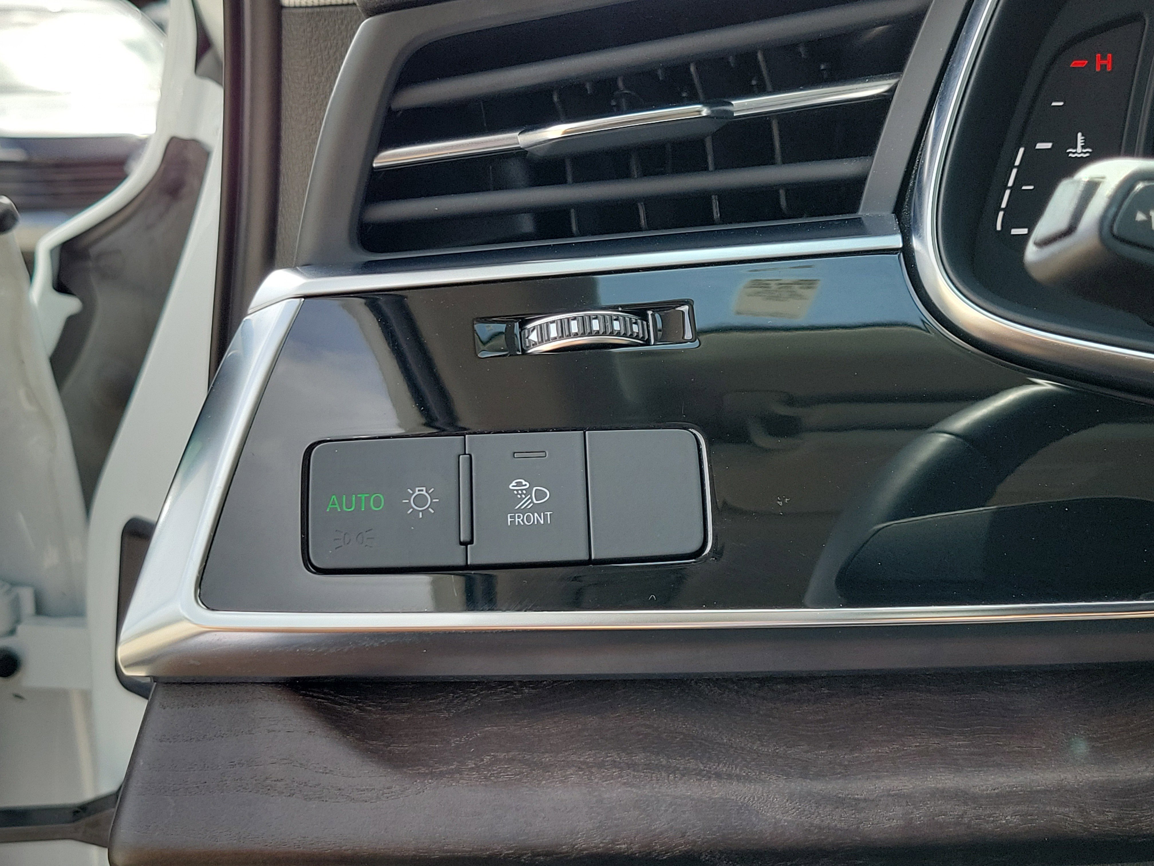 Used 2020 Audi Q7 3.0T Premium Plus image 27