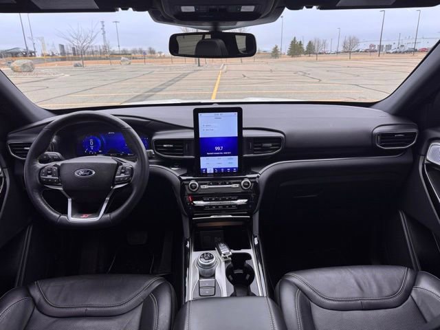 Used 2023 Ford Explorer ST w/ Technology Package AWD/4WD image 18