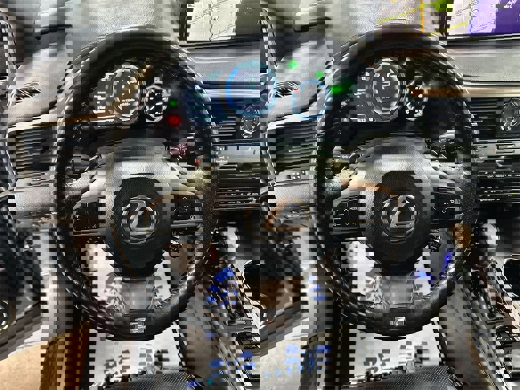 Used 2019 Lexus RX 450h F Sport image 17