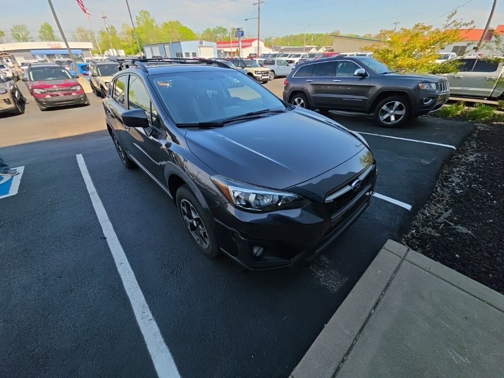 Used 2018 Subaru Crosstrek 2.0i Premium w/ Moonroof Package image 2