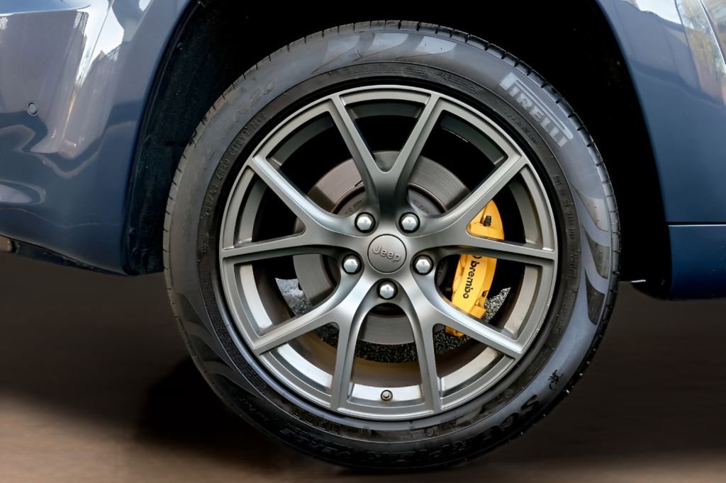 Used 2020 Jeep Grand Cherokee Trackhawk image 41