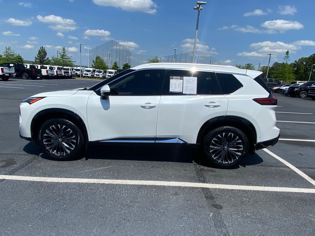 Used 2024 Nissan Rogue Platinum w/ Platinum Premium Package AWD/4WD image 4