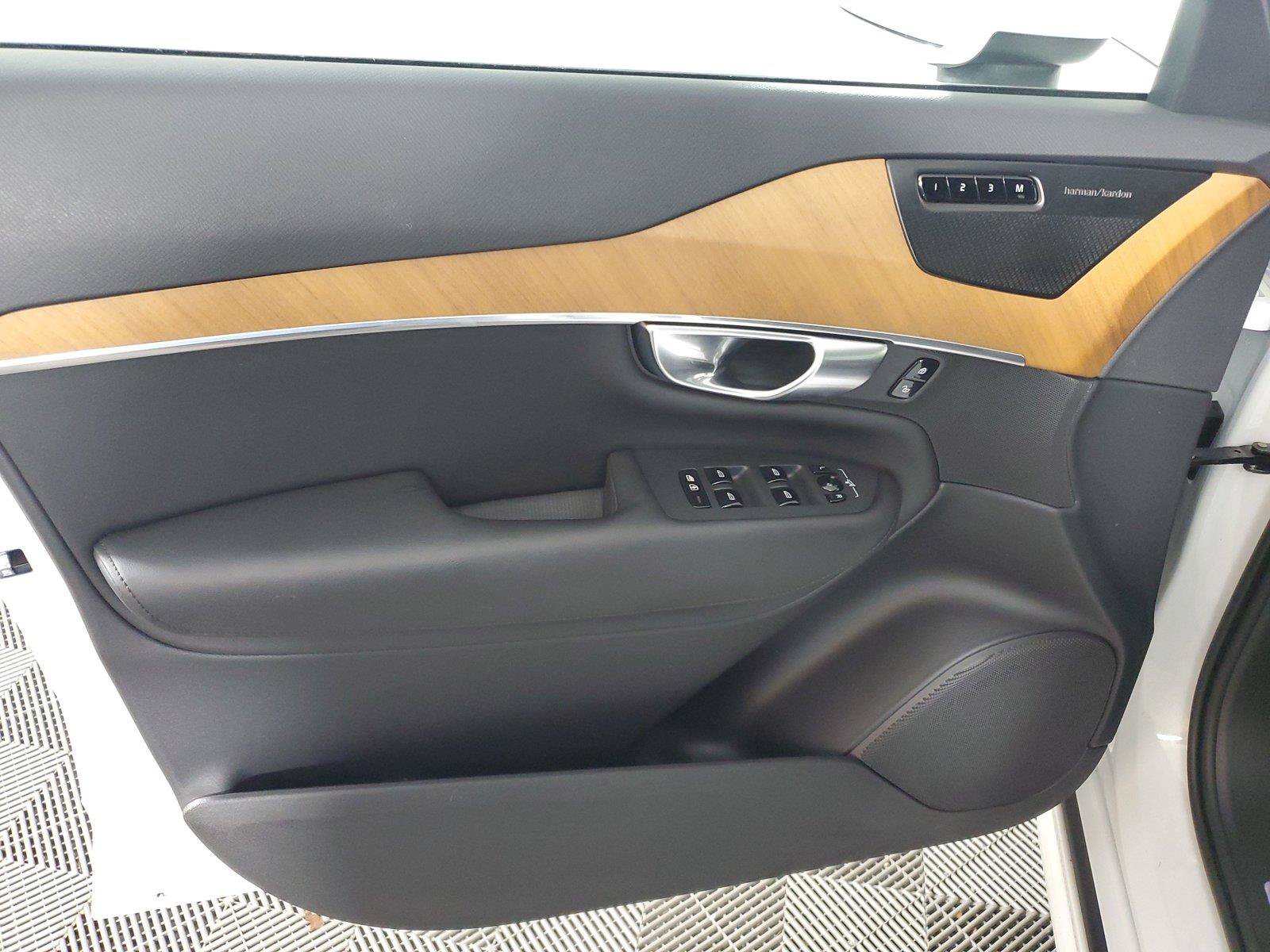 Certified 2023 Volvo XC90 B6 Plus w/ Protection Package AWD/4WD image 20