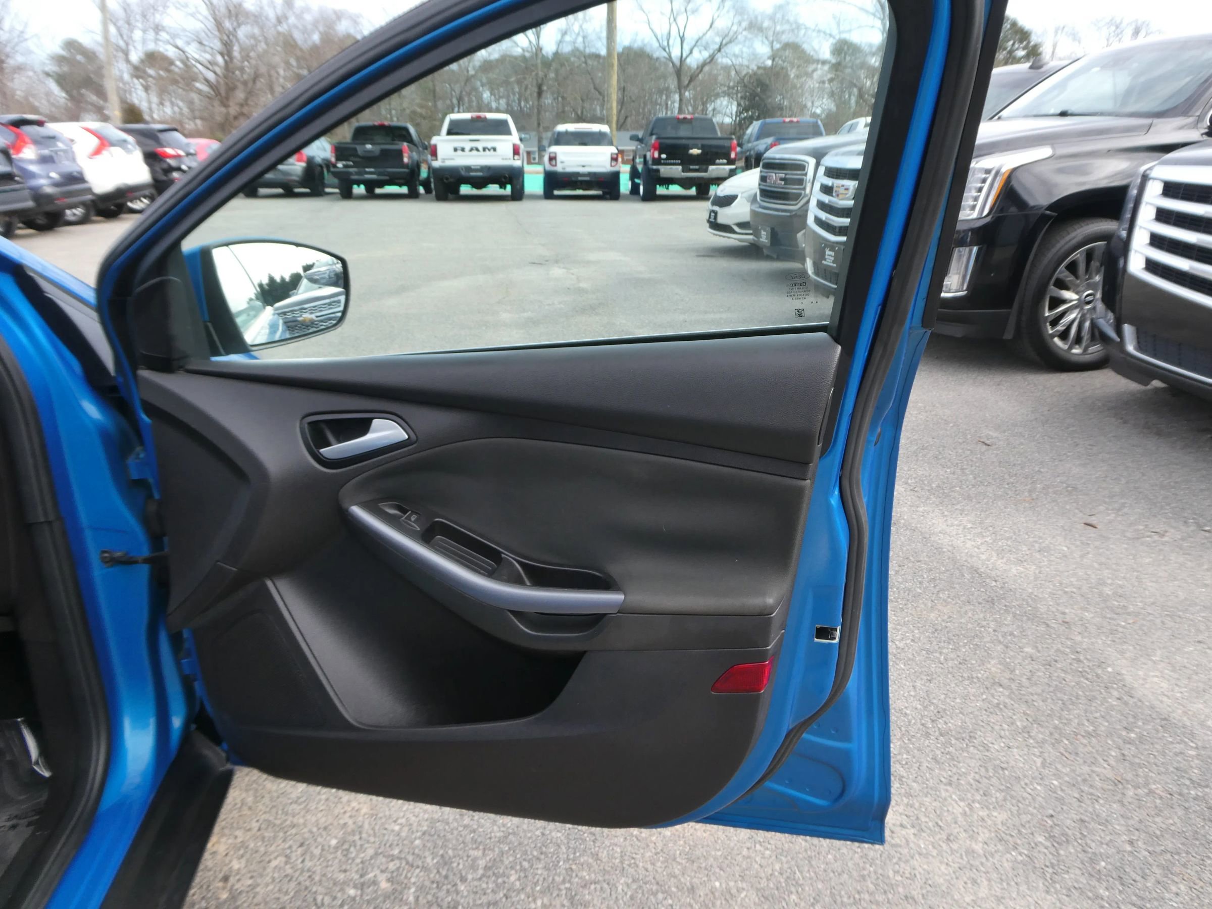 Used 2014 Ford Focus Titanium image 27