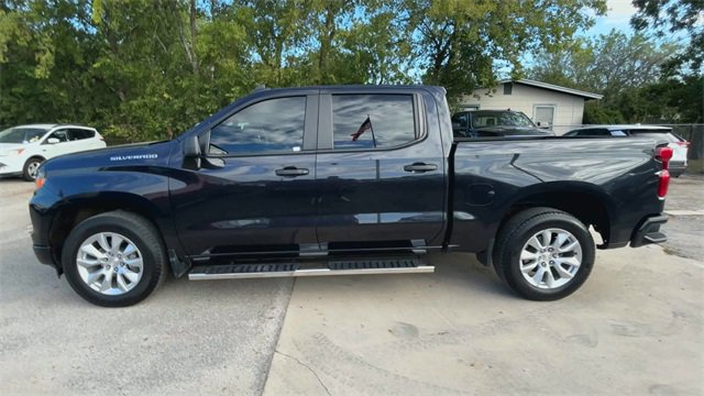 Certified 2022 Chevrolet Silverado 1500 Custom image 5