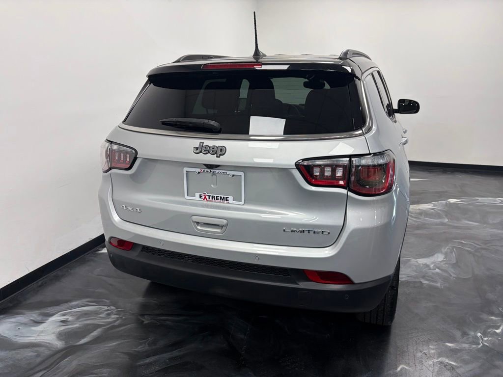 Used 2025 Jeep Compass Limited image 6