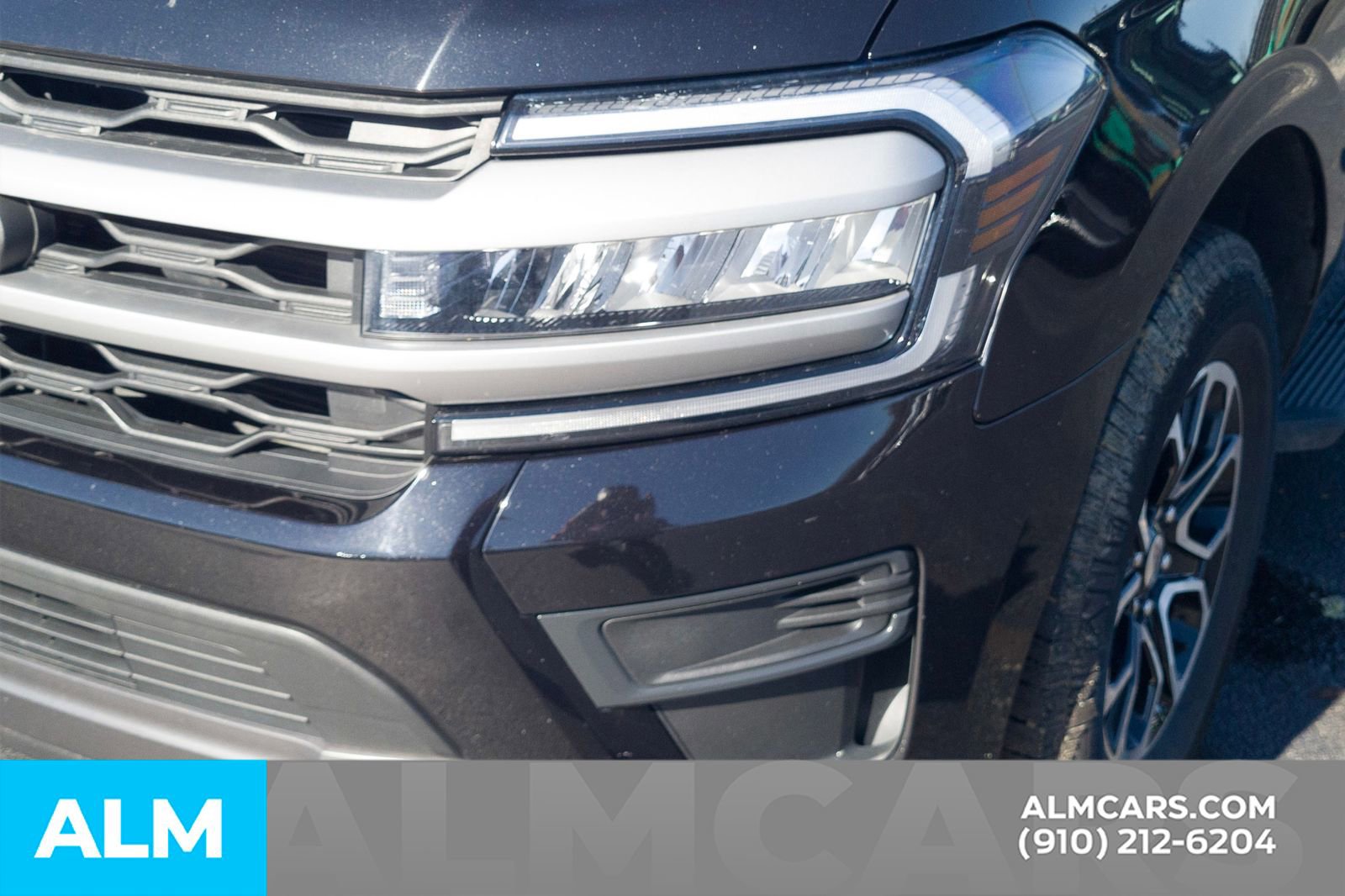 Used 2024 Ford Expedition XLT AWD/4WD image 13