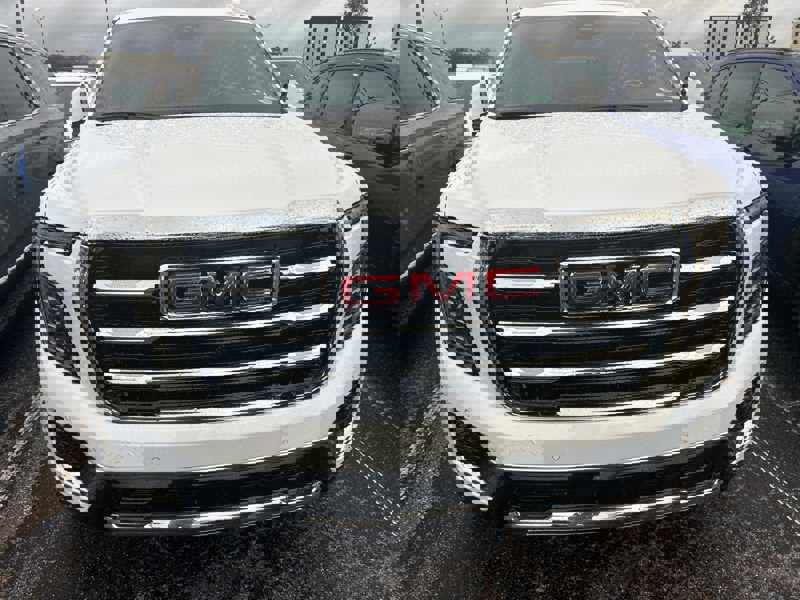 New 2026 GMC Yukon Elevation image 2