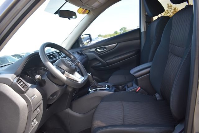 Used 2018 Nissan Rogue S FWD image 19