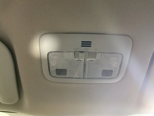 Used 2015 Toyota Corolla S image 20